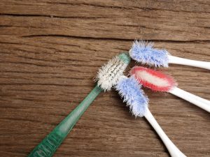 cada cuánto hay que cambiar el cepillo de dientes